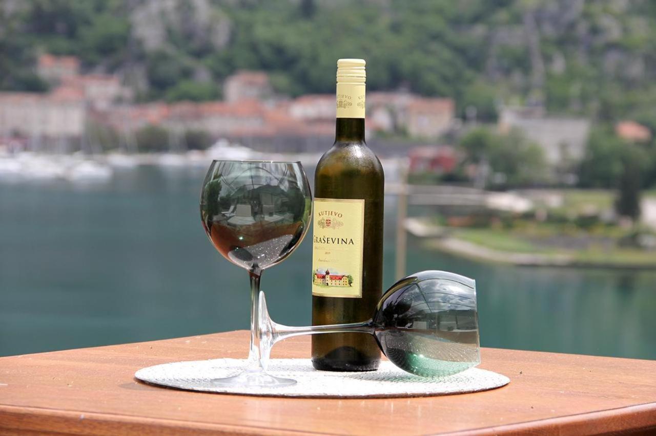 Beautiful House Lara Villa Kotor Exterior photo